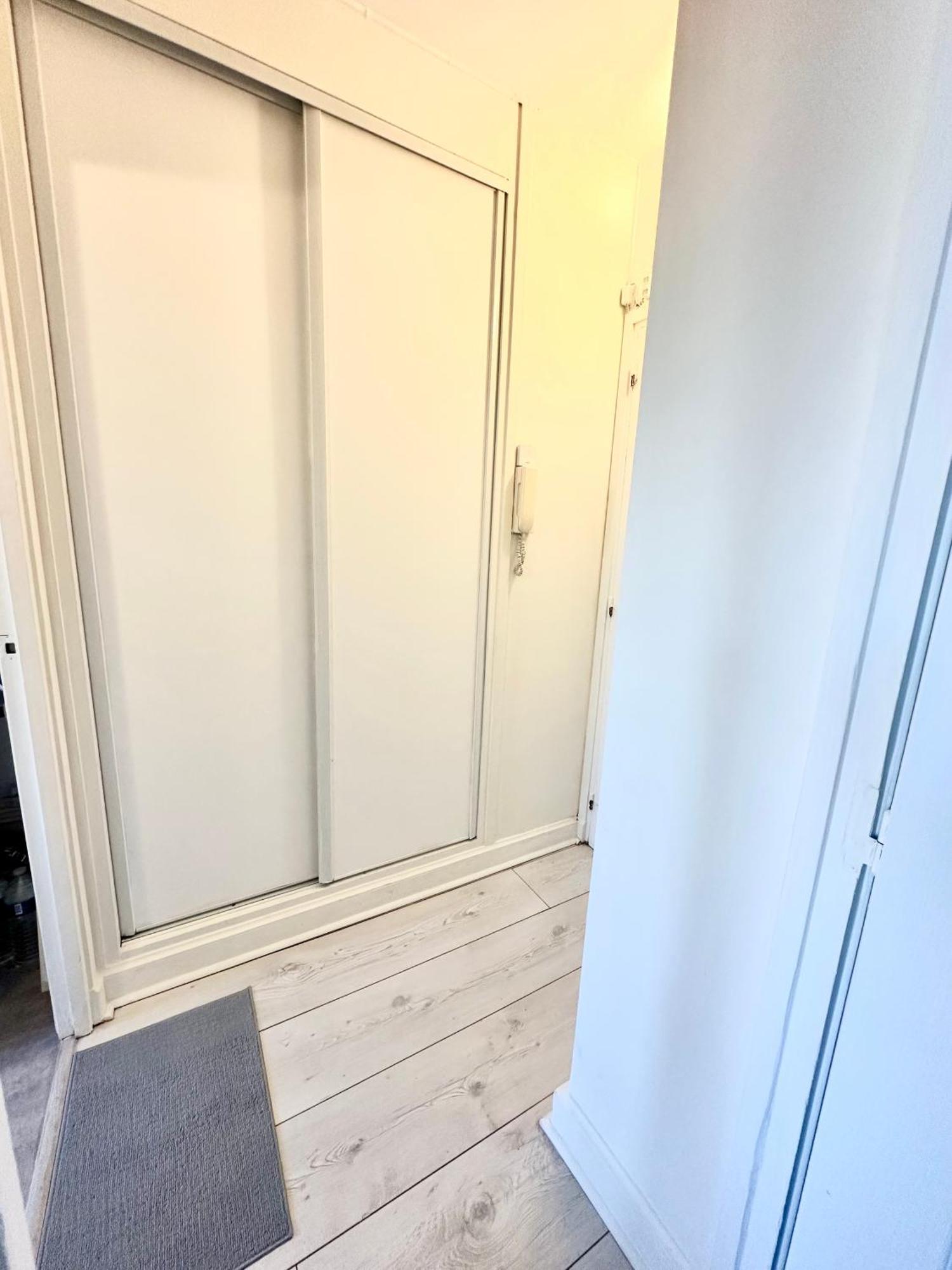Appart Ensoleille A Boulogne Billancourt Exterior photo